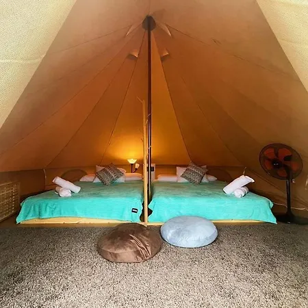 Rembulan Escape - Beachfront Bell Tent Kampung Penarik Exterior photo