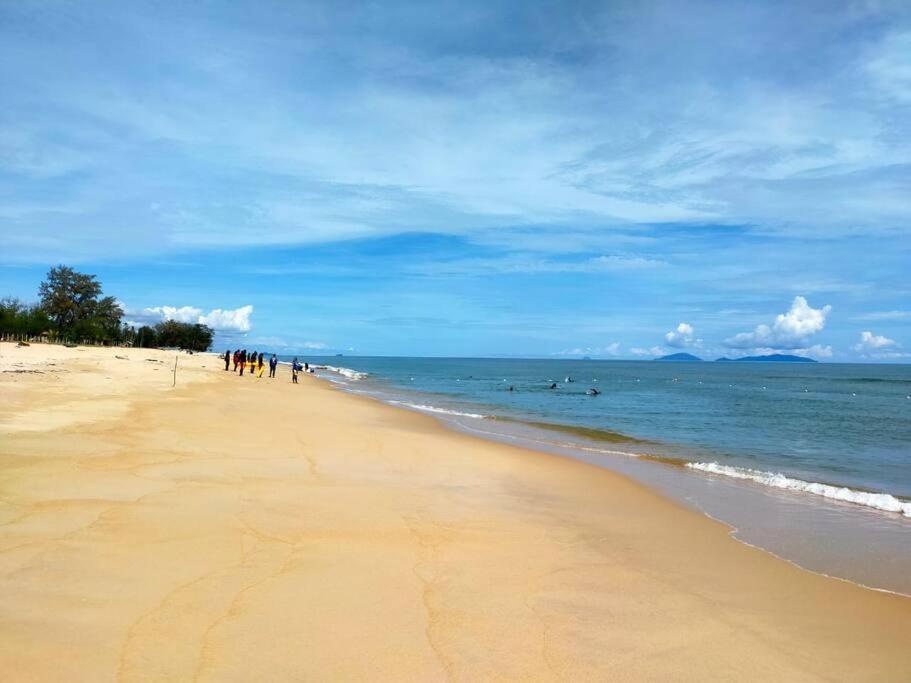 Rembulan Escape - Beachfront Bell Tent *